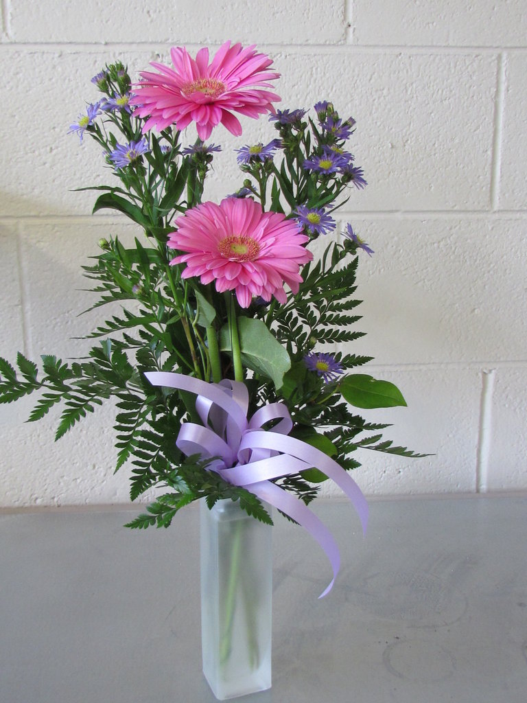 fresh flowers, Marquette, delivery