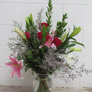 Red roses and pink lily