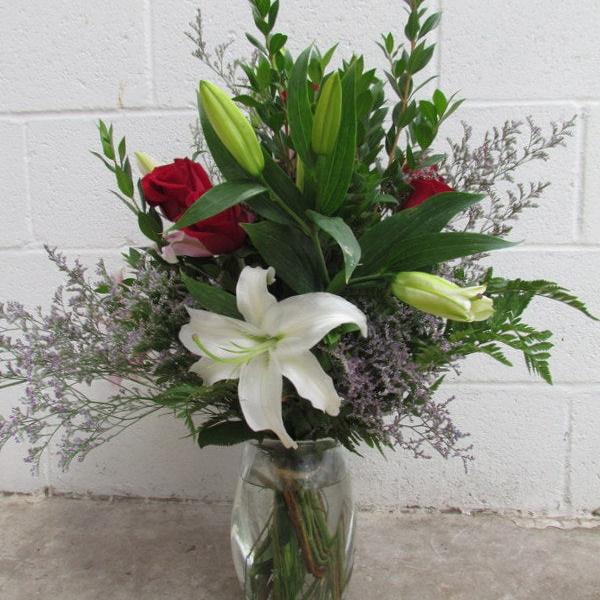 Red roses and white lily